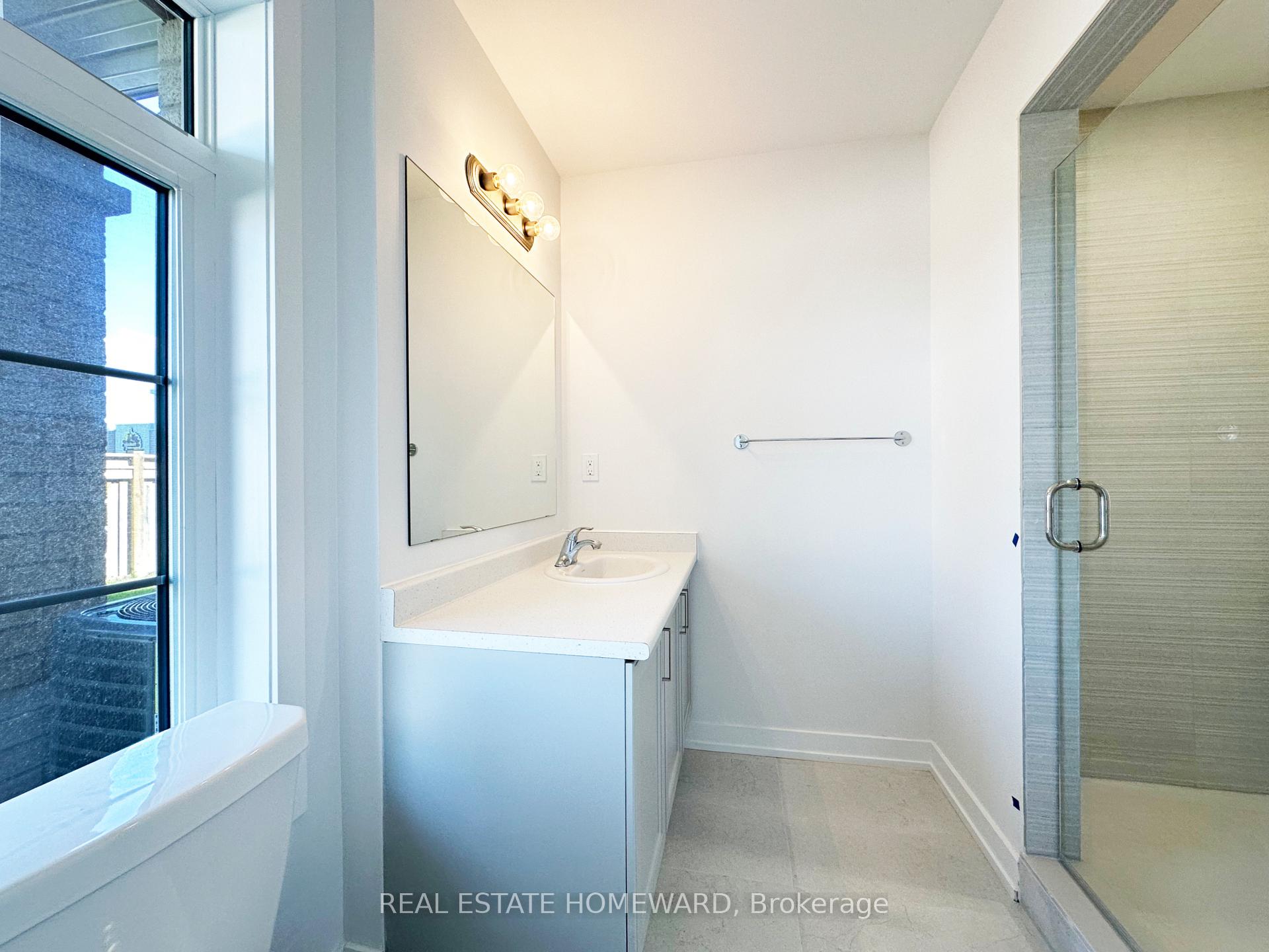Photo 3 of Unit 303, 1655 Palmers Sawmill Road, Pickering, Duffin Heights — HOMEH