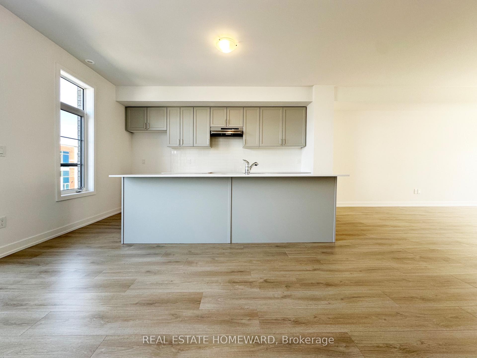 Photo 19 of Unit 303, 1655 Palmers Sawmill Road, Pickering, Duffin Heights — HOMEH