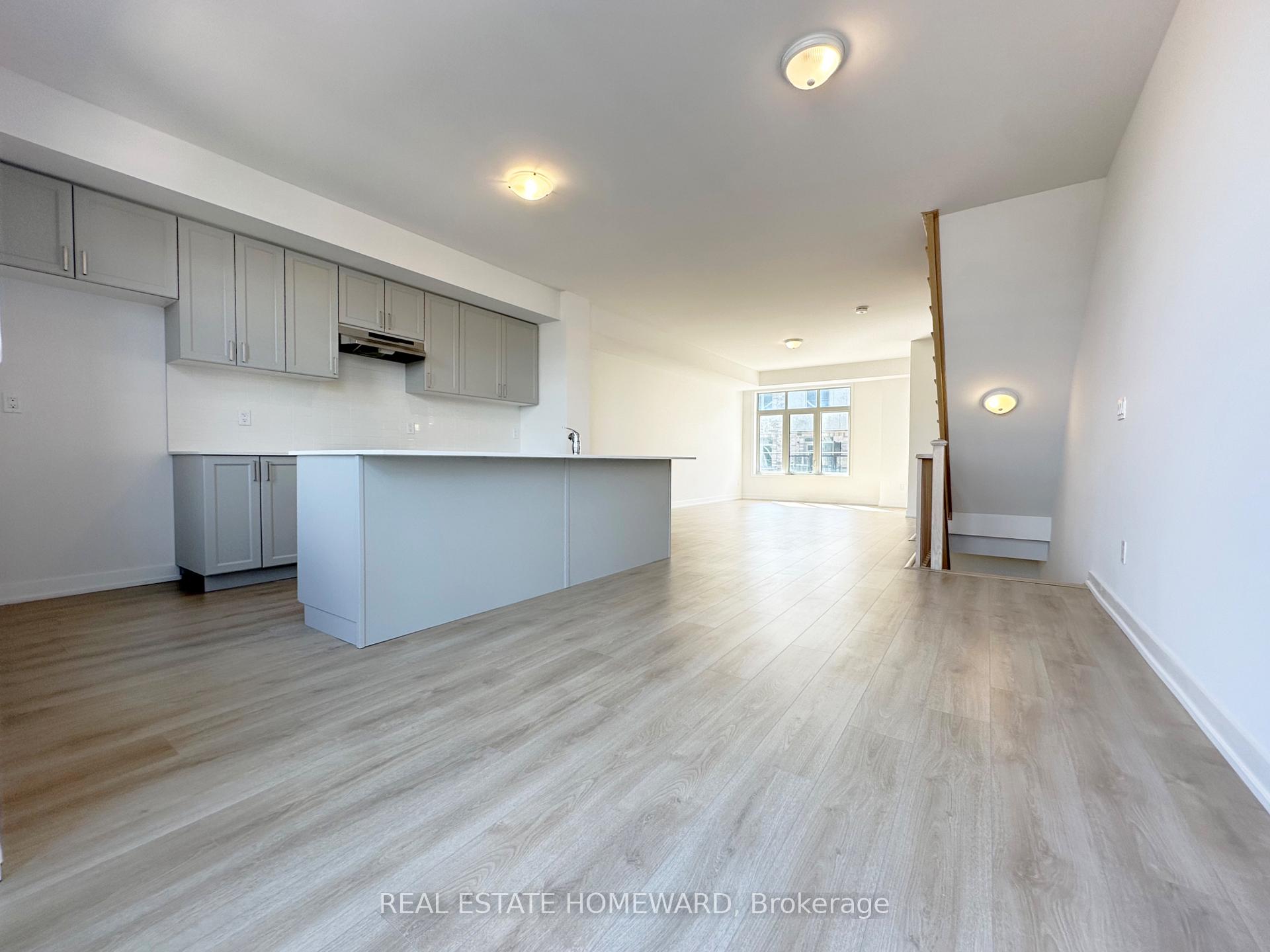 Photo 6 of Unit 303, 1655 Palmers Sawmill Road, Pickering, Duffin Heights — HOMEH