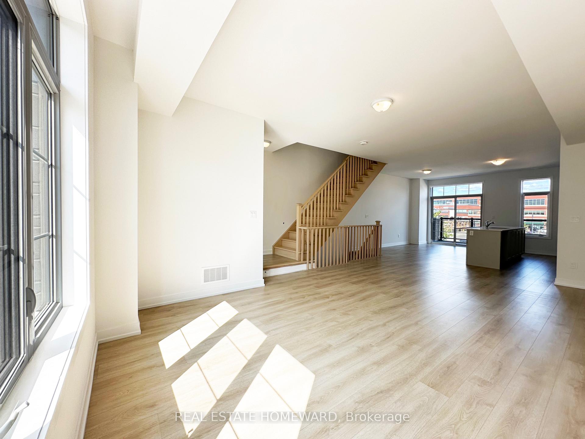 Photo 10 of Unit 303, 1655 Palmers Sawmill Road, Pickering, Duffin Heights — HOMEH