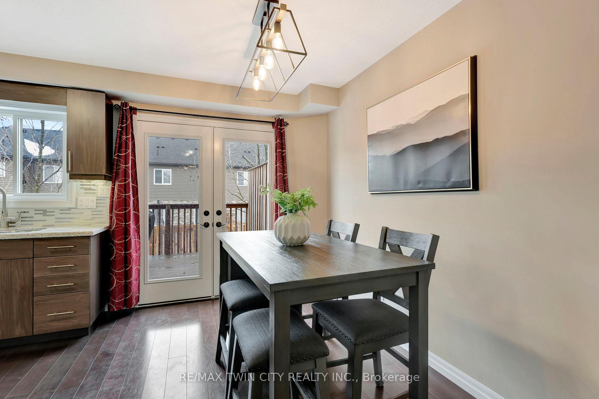 Photo 4 of Unit 9B, 388 Old Huron Road, Kitchener, Brigadoon — HOMEH