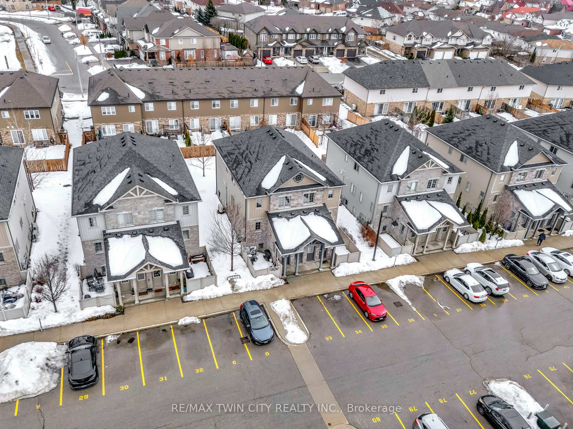 Photo 26 of Unit 9B, 388 Old Huron Road, Kitchener, Brigadoon — HOMEH