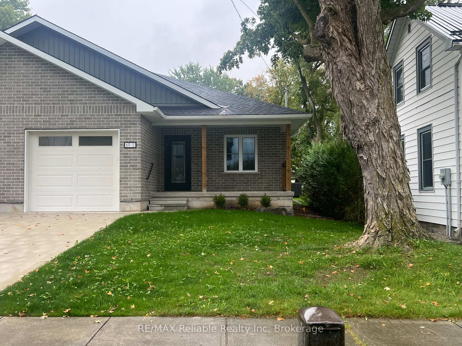 Photo 1 of Unit 2, 69-2 Railway Street, Huron East, Seaforth — HOMEH