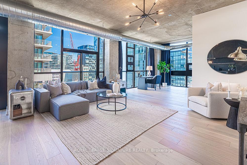 Photo 1 of Unit 705, 60 Bathurst Street, Toronto, Niagara — HOMEH