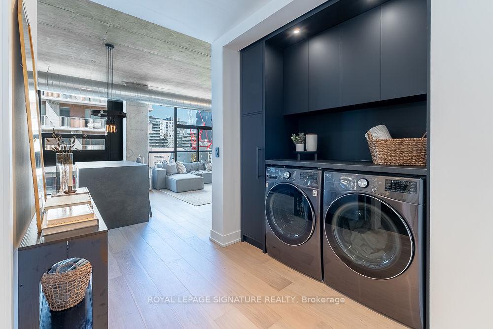 Photo 5 of Unit 705, 60 Bathurst Street, Toronto, Niagara — HOMEH