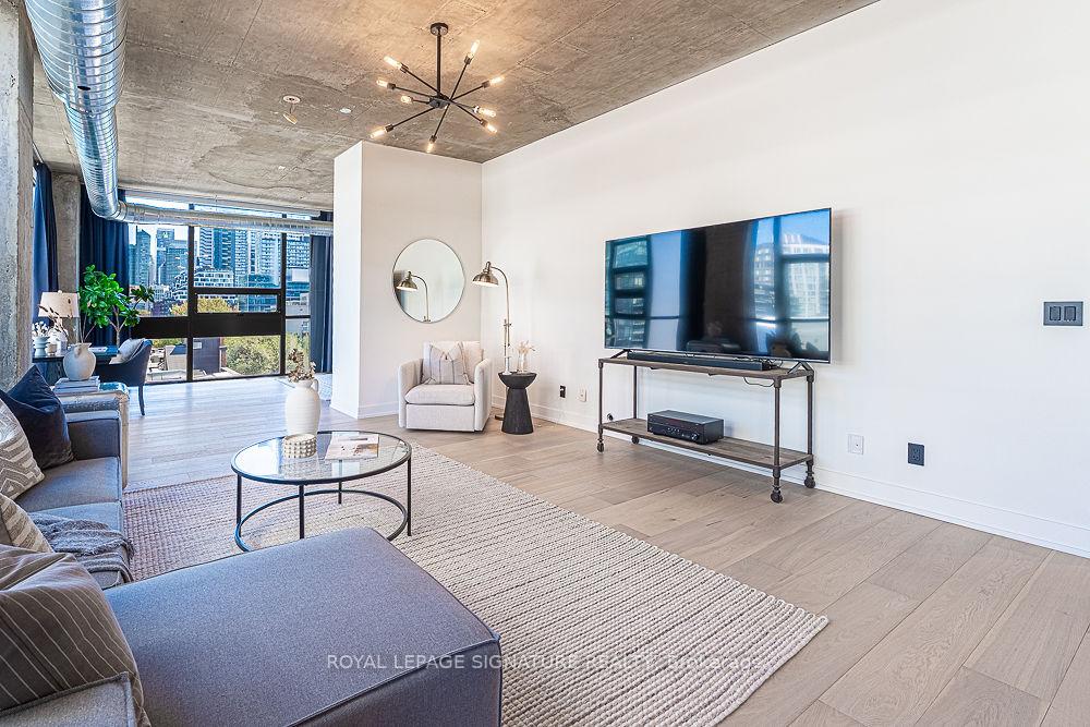 Photo 7 of Unit 705, 60 Bathurst Street, Toronto, Niagara — HOMEH