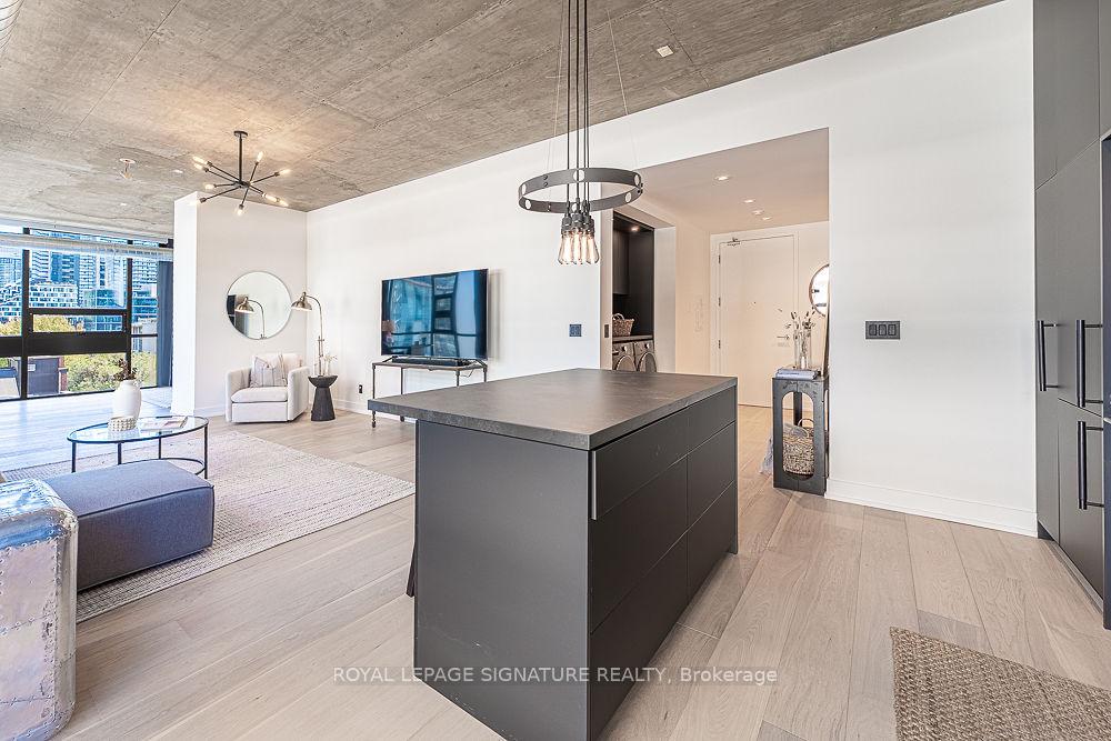 Photo 8 of Unit 705, 60 Bathurst Street, Toronto, Niagara — HOMEH