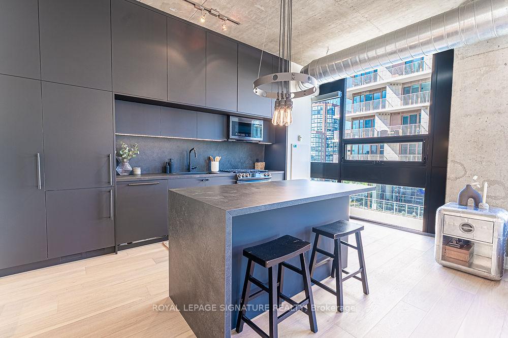 Photo 17 of Unit 705, 60 Bathurst Street, Toronto, Niagara — HOMEH
