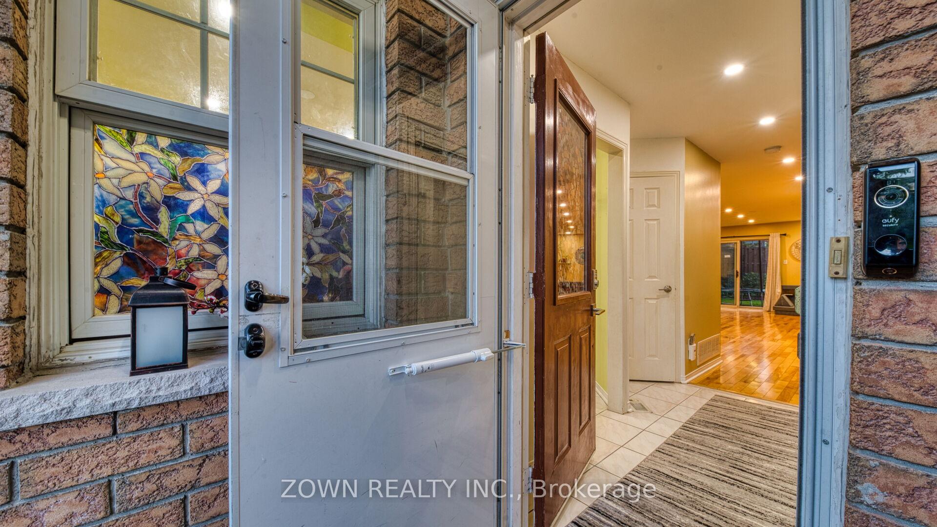 Photo 3 of Unit 2, 6 Mason Road, Scarborough, Scarborough Village — HOMEH