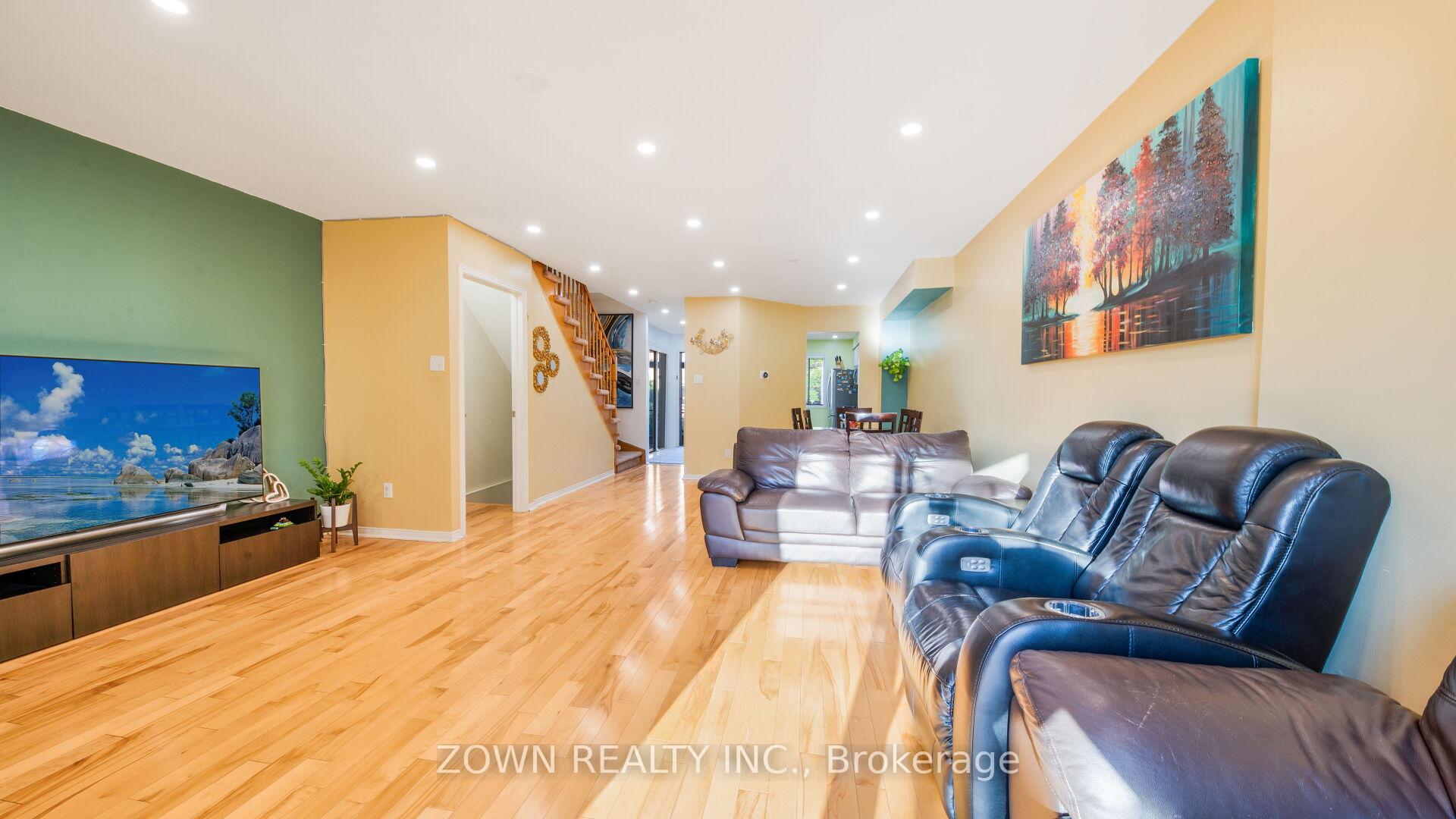 Photo 5 of Unit 2, 6 Mason Road, Scarborough, Scarborough Village — HOMEH