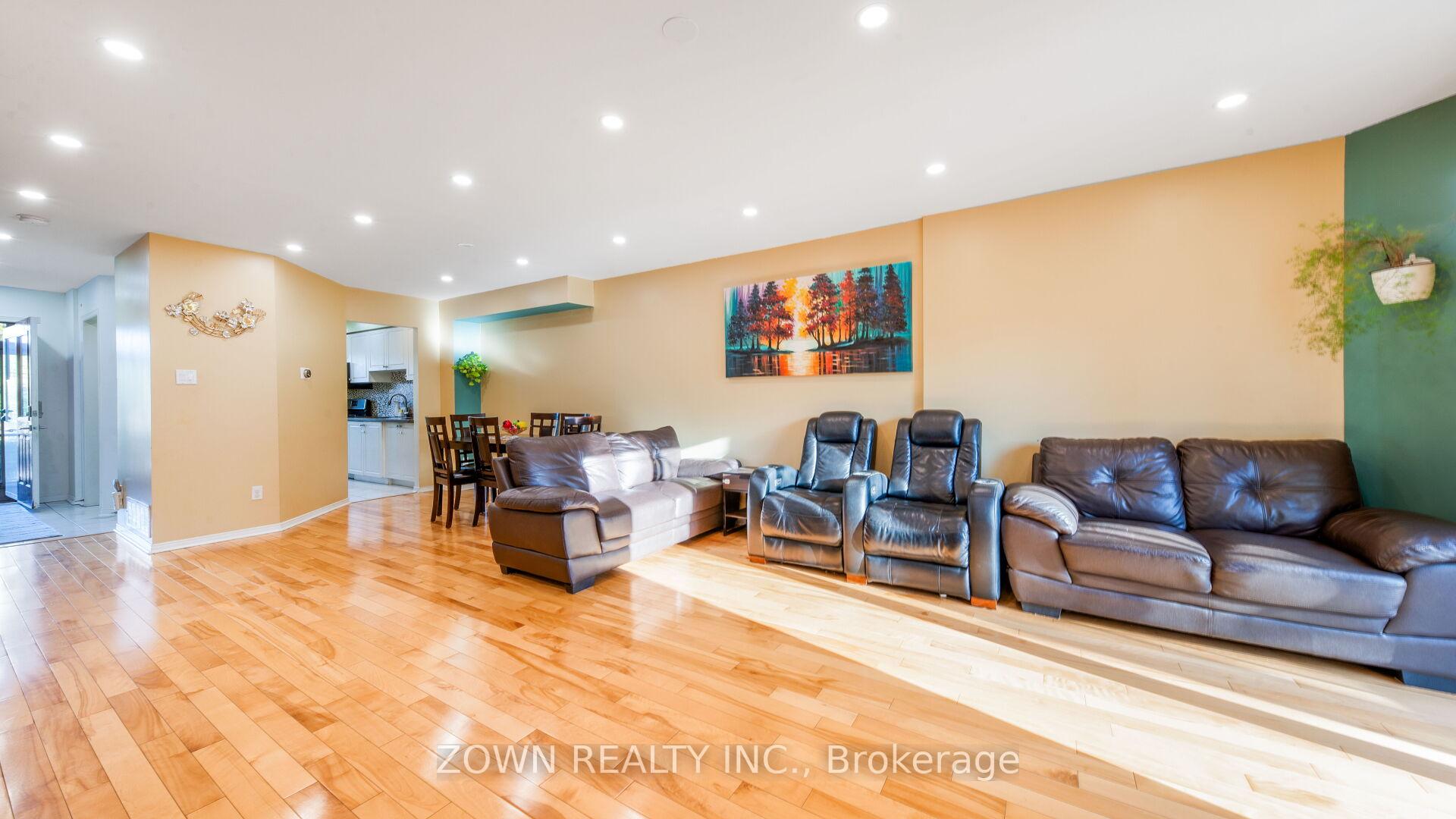 Photo 6 of Unit 2, 6 Mason Road, Scarborough, Scarborough Village — HOMEH