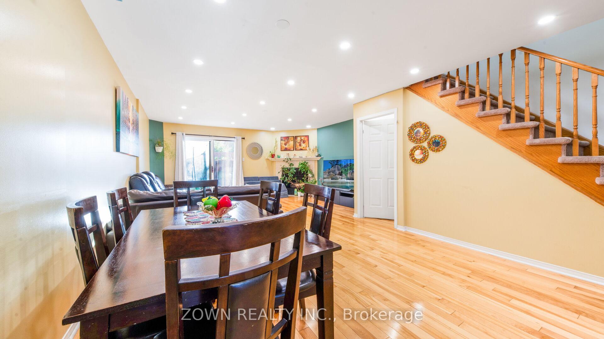 Photo 8 of Unit 2, 6 Mason Road, Scarborough, Scarborough Village — HOMEH