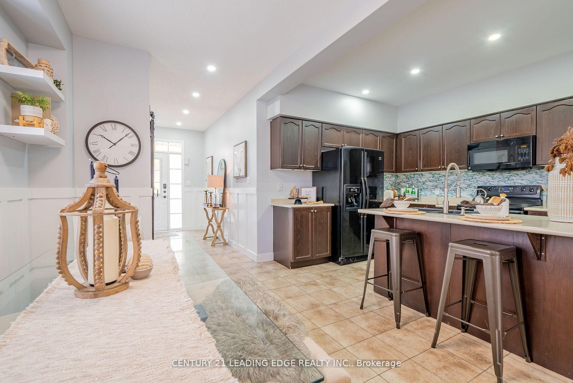 Photo 16 of Unit 13, 1070 Glenbourne Drive, Oshawa, Pinecrest — HOMEH