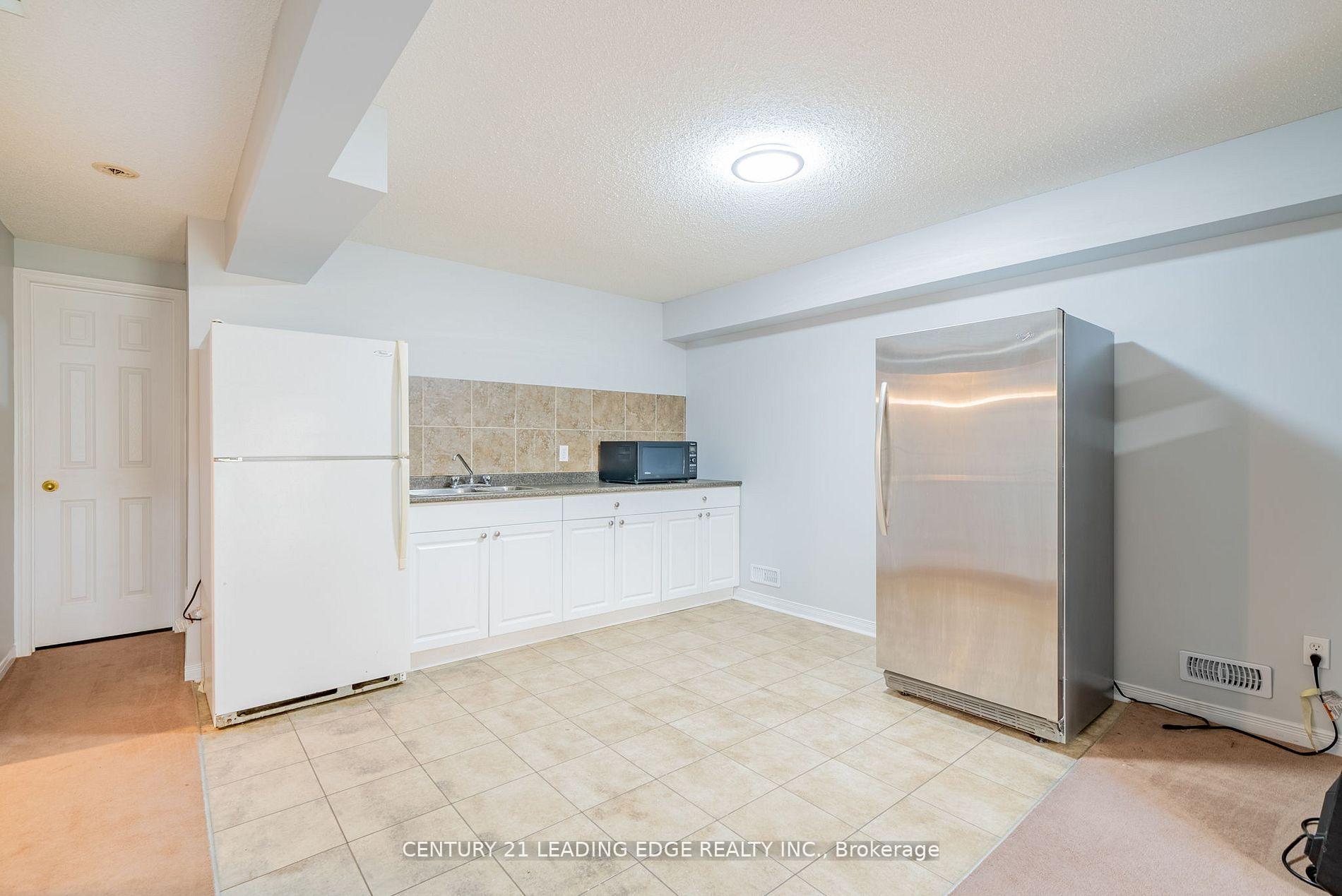 Photo 33 of Unit 13, 1070 Glenbourne Drive, Oshawa, Pinecrest — HOMEH