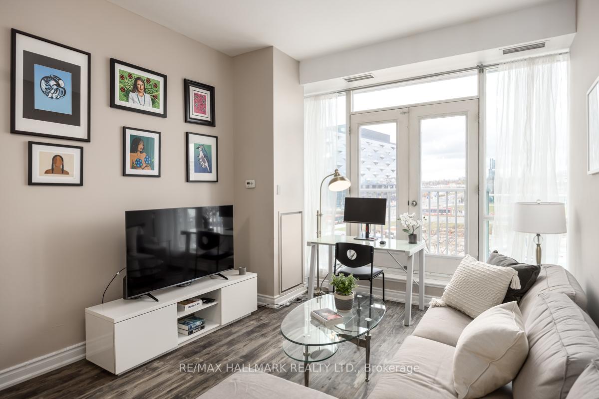 Front of Unit 307, 797 Don MIlls Road