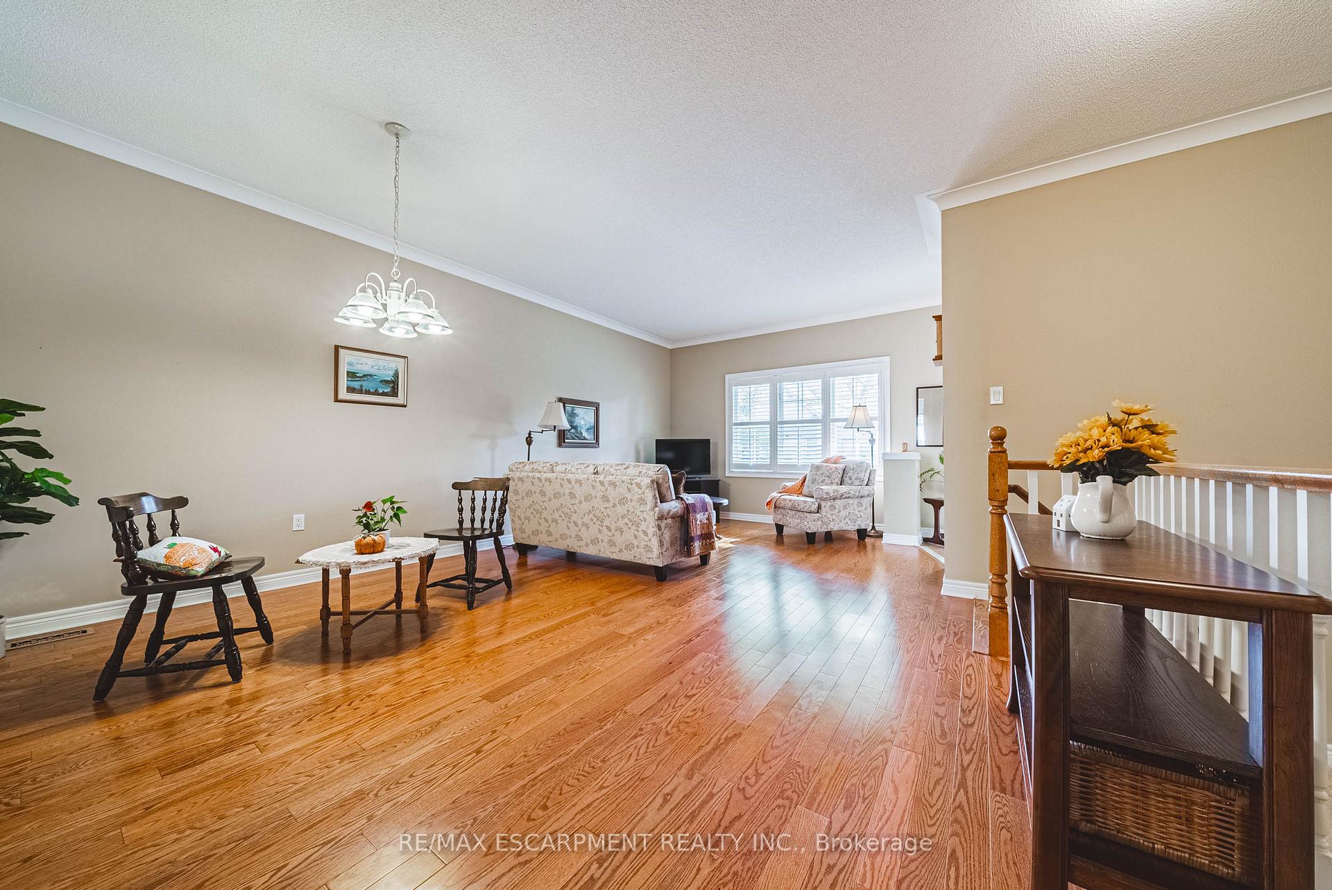Photo 4 of Unit 49, 34 Southbrook Drive, Hamilton, Binbrook — HOMEH