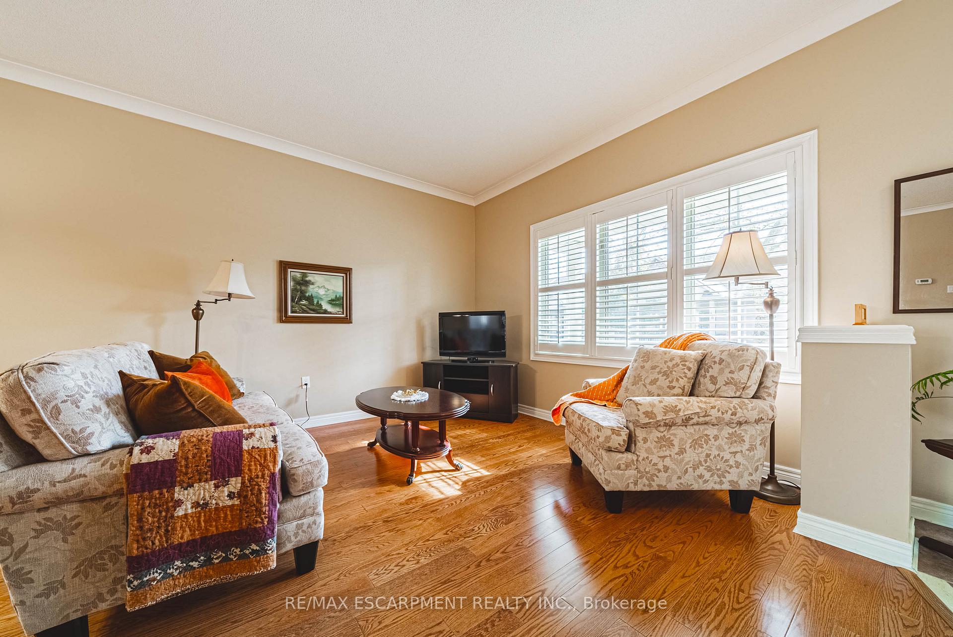 Photo 6 of Unit 49, 34 Southbrook Drive, Hamilton, Binbrook — HOMEH