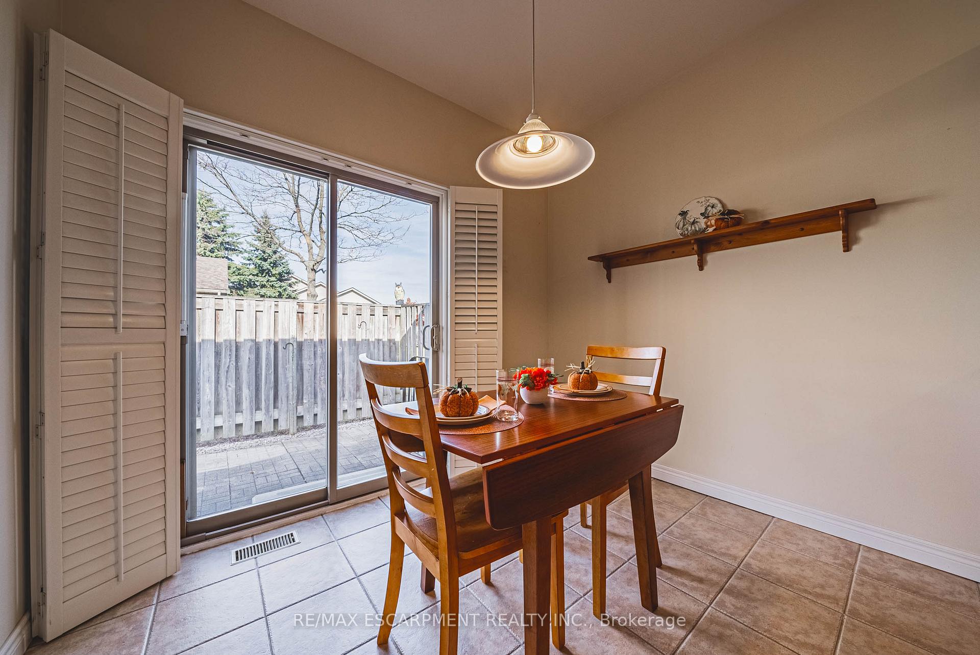 Photo 8 of Unit 49, 34 Southbrook Drive, Hamilton, Binbrook — HOMEH