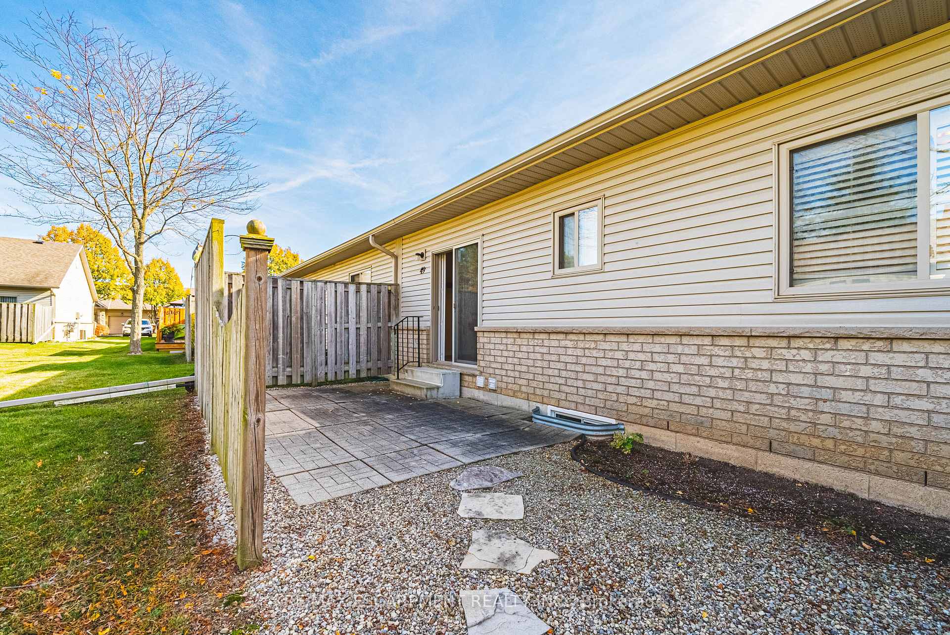 Photo 10 of Unit 49, 34 Southbrook Drive, Hamilton, Binbrook — HOMEH