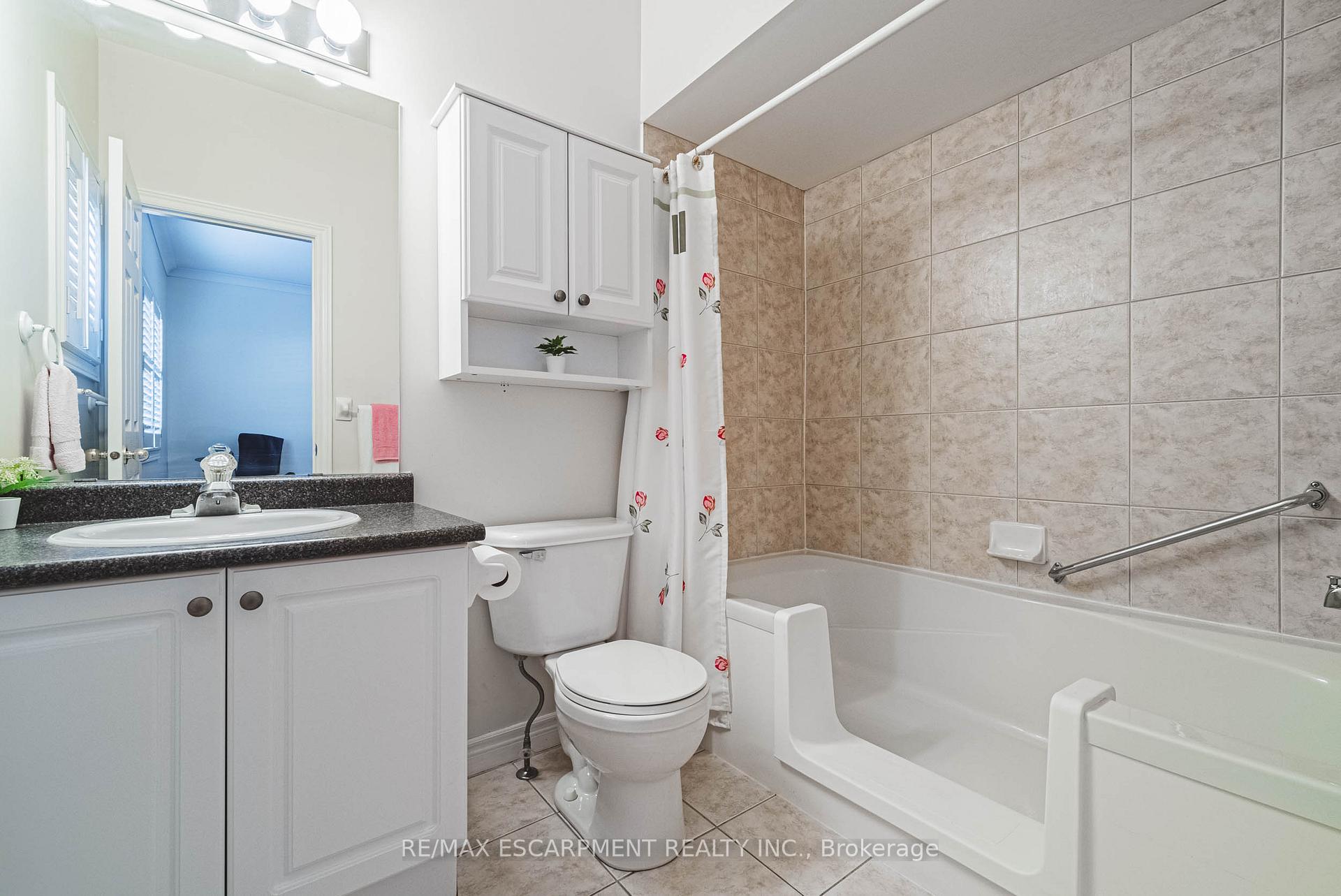 Photo 15 of Unit 49, 34 Southbrook Drive, Hamilton, Binbrook — HOMEH
