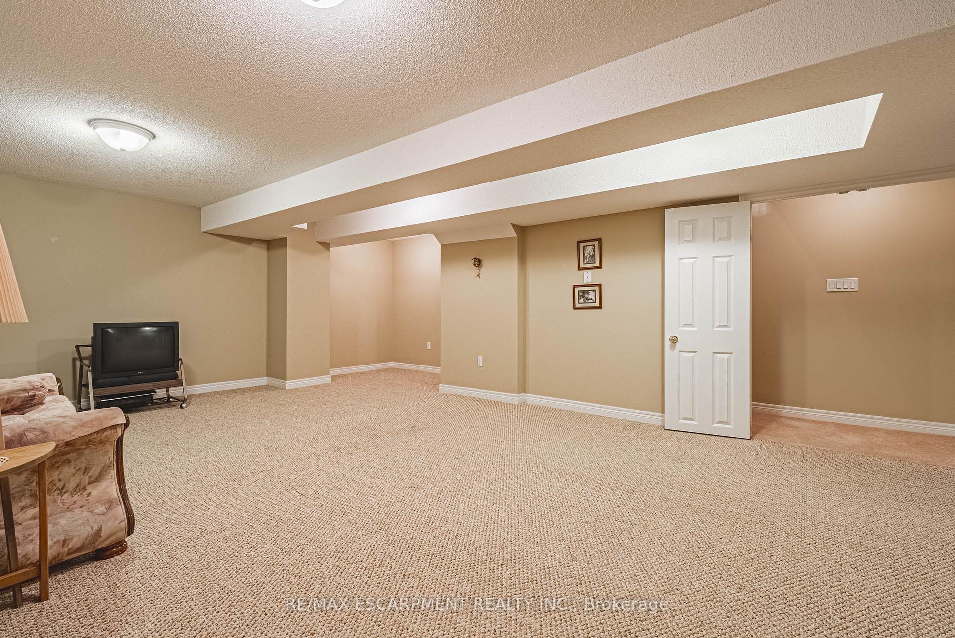 Photo 18 of Unit 49, 34 Southbrook Drive, Hamilton, Binbrook — HOMEH