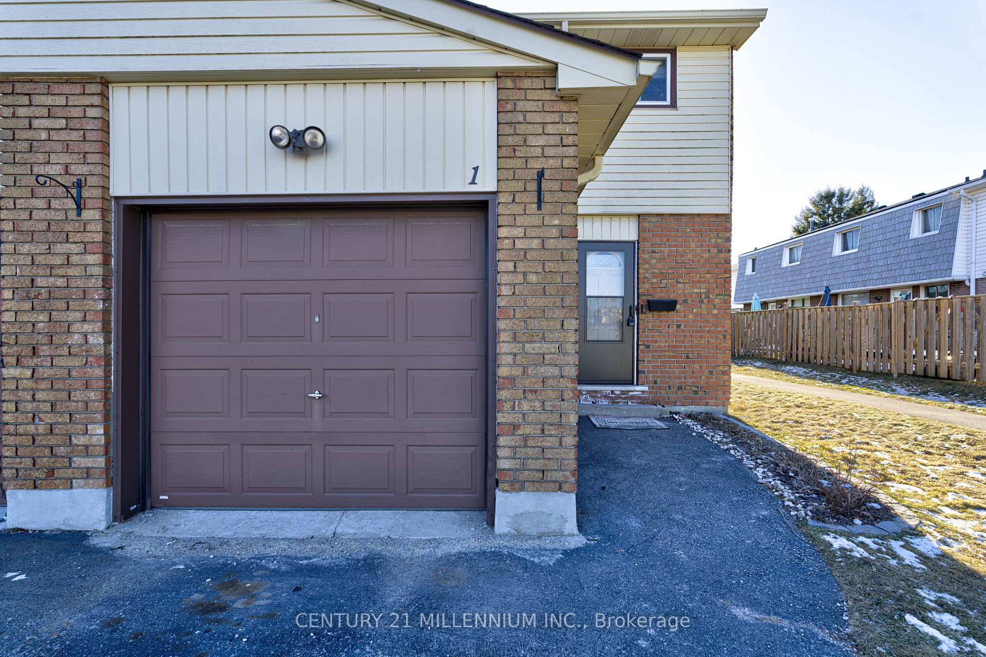 Photo 34 of Unit 1, 1350 Limeridge Road E, Hamilton, Trenholme — HOMEH