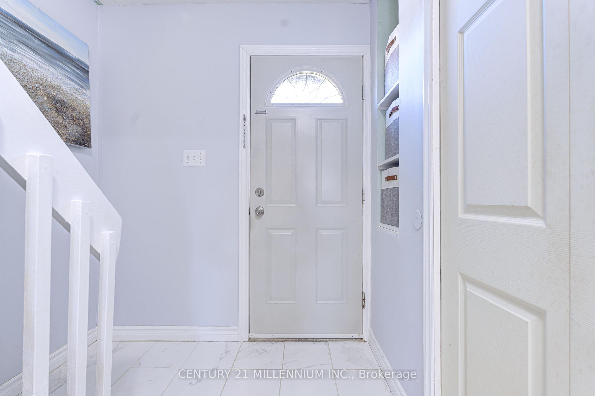 Photo 6 of Unit 1, 1350 Limeridge Road E, Hamilton, Trenholme — HOMEH