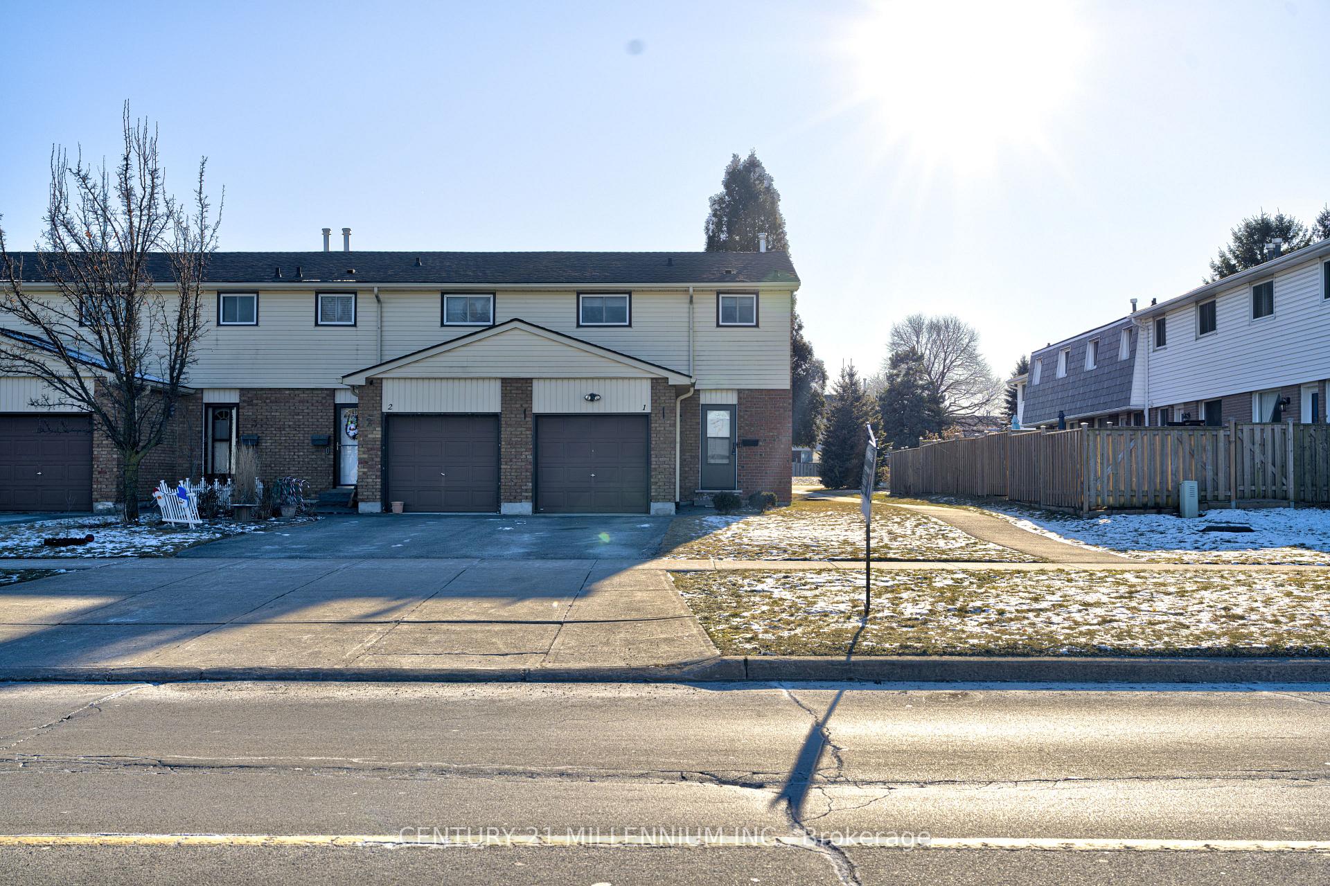 Photo 33 of Unit 1, 1350 Limeridge Road E, Hamilton, Trenholme — HOMEH