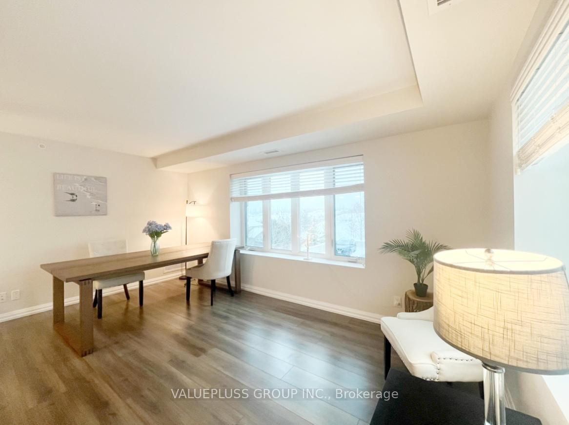 Photo 2 of Unit 301, 778 Laurelwood Drive, Waterloo — HOMEH