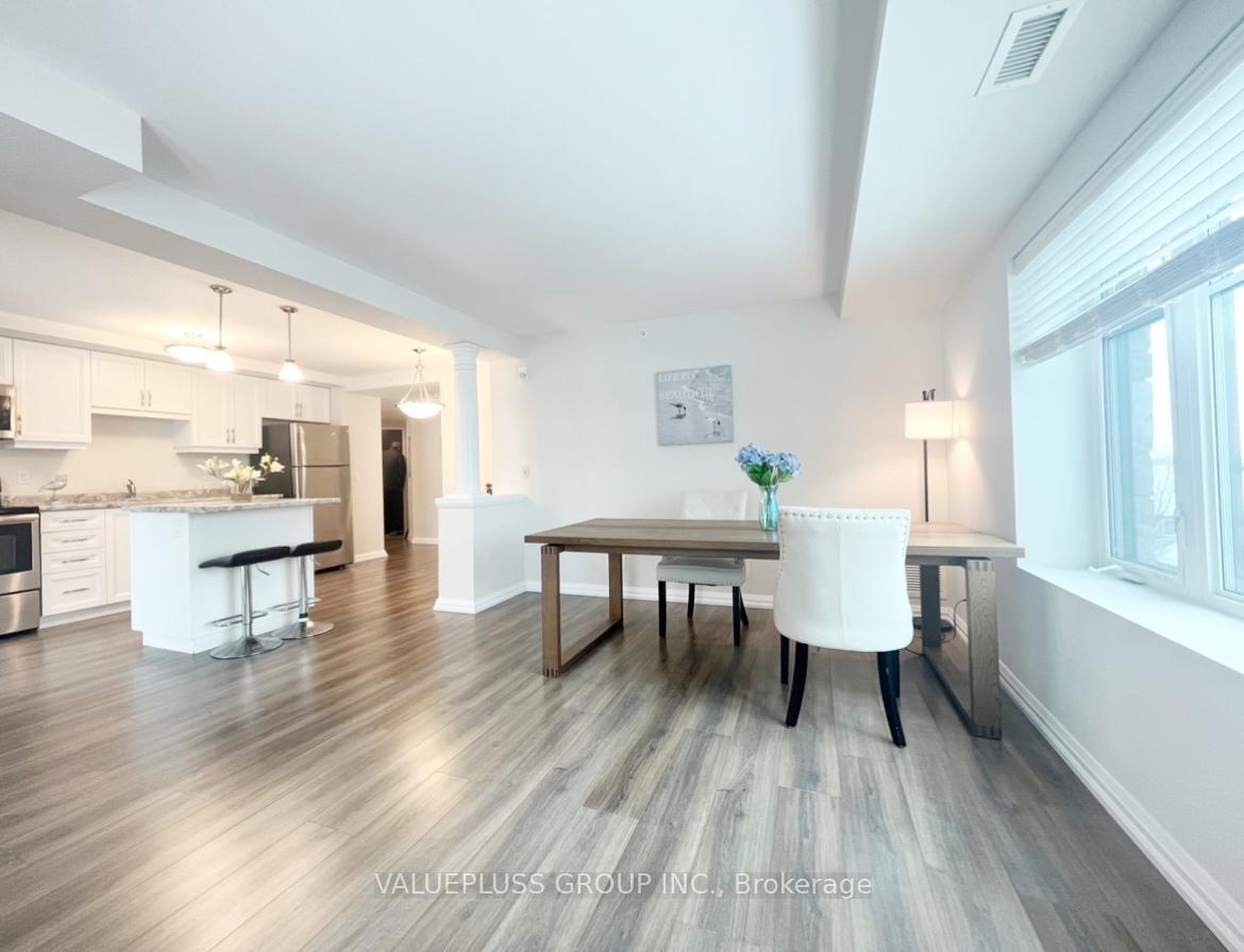 Photo 3 of Unit 301, 778 Laurelwood Drive, Waterloo — HOMEH