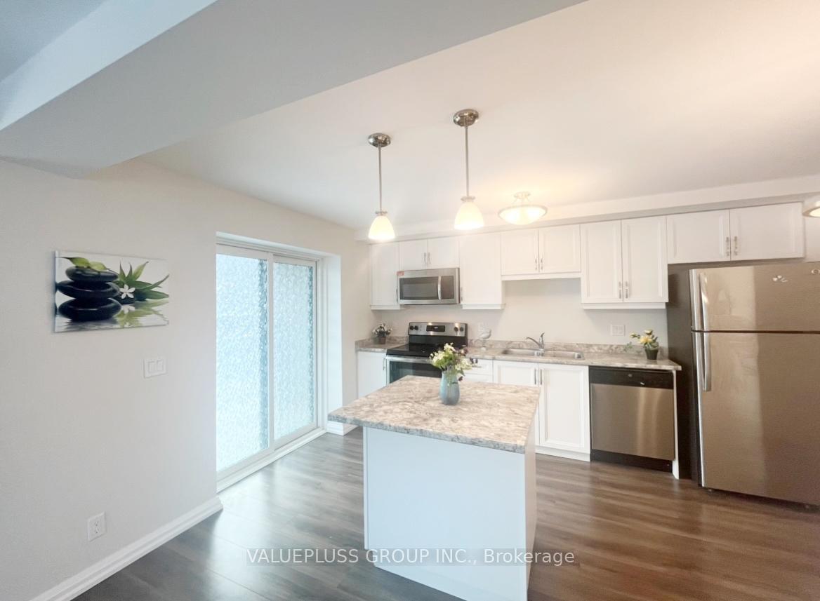 Photo 12 of Unit 301, 778 Laurelwood Drive, Waterloo — HOMEH