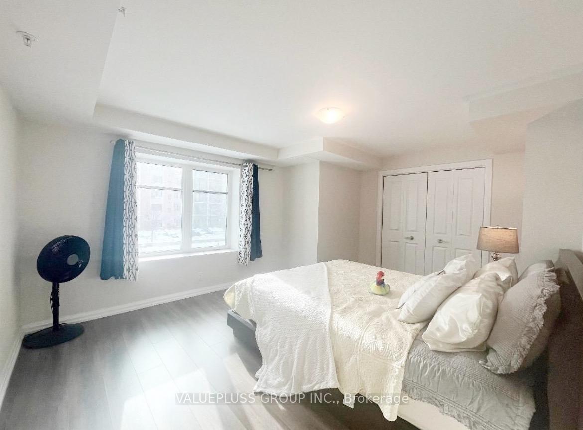 Photo 6 of Unit 301, 778 Laurelwood Drive, Waterloo — HOMEH