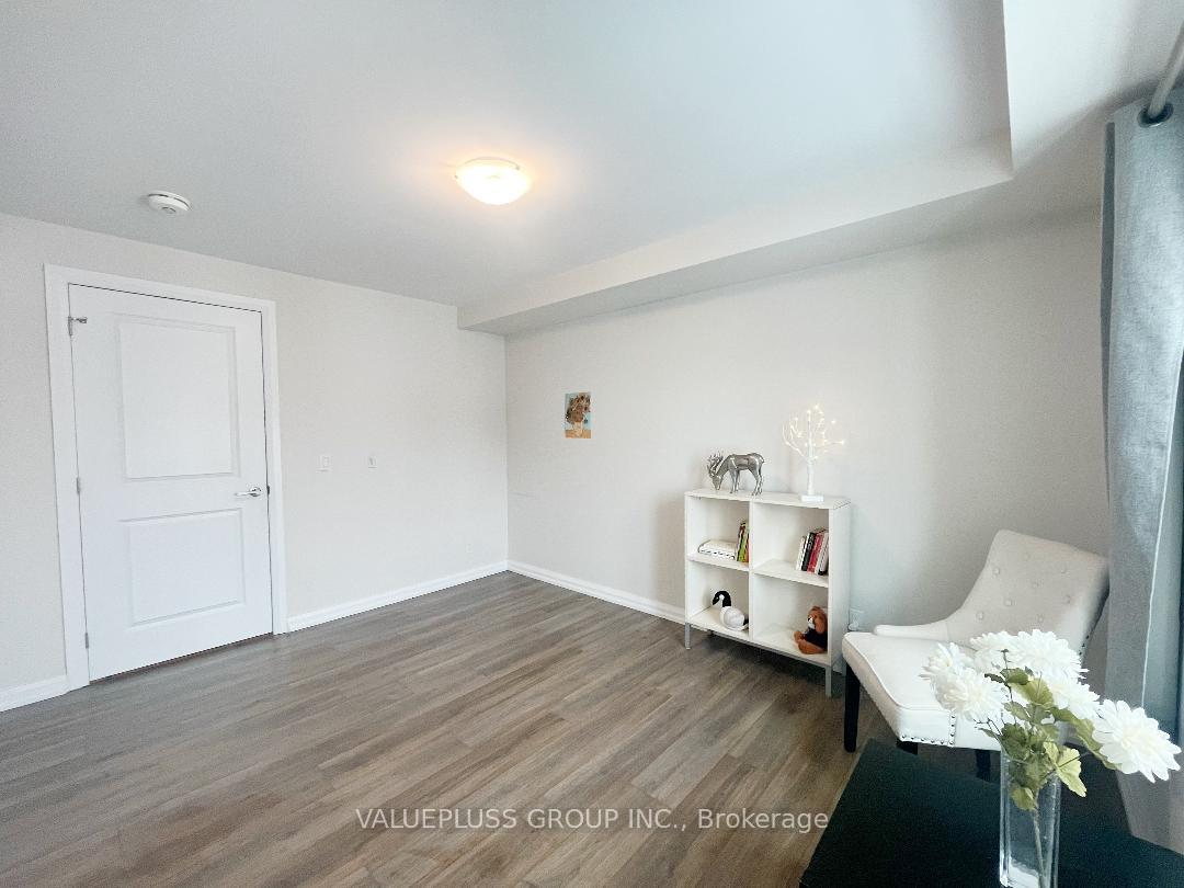 Photo 35 of Unit 301, 778 Laurelwood Drive, Waterloo — HOMEH