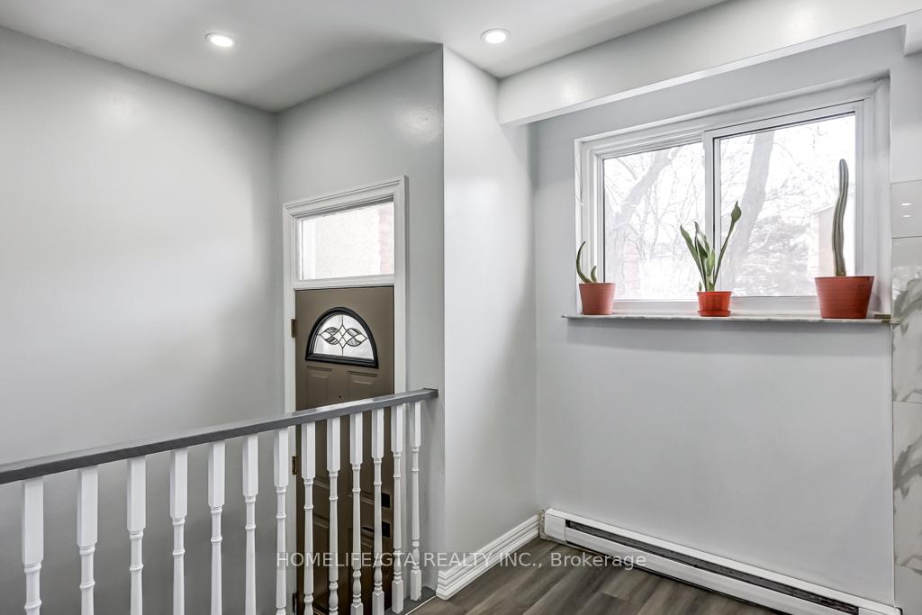 Photo 4 of Unit 143, 1915 Denmar Road E, Pickering, Village East — HOMEH