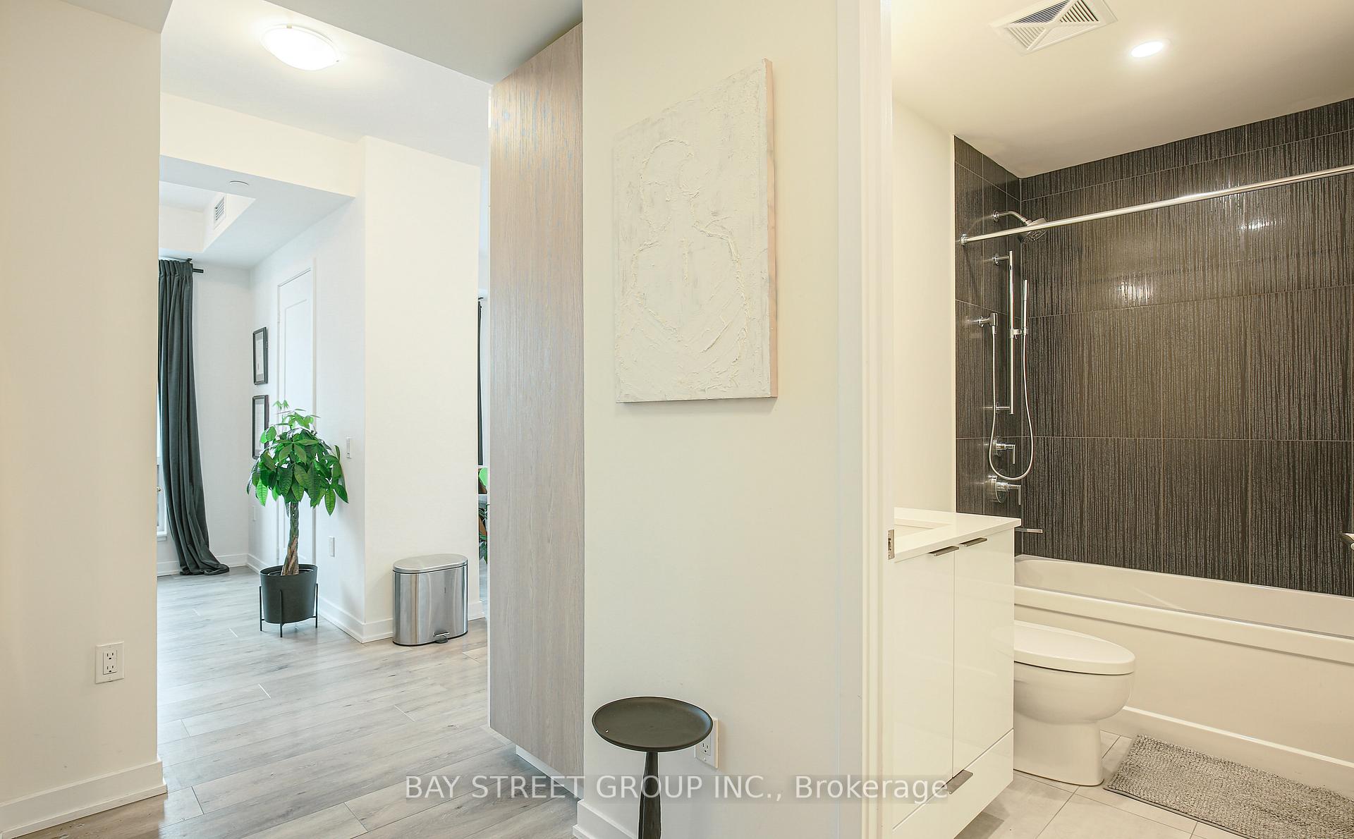 Photo 11 of Unit 2004, 28 Freeland Street, Toronto, Waterfront Communities — HOMEH
