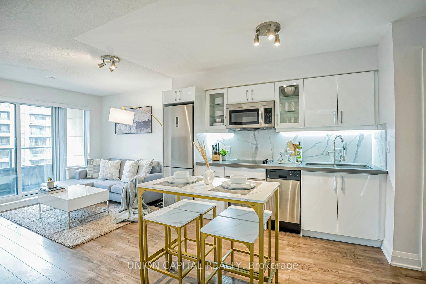 Photo 1 of Unit 701, 18 Uptown Drive, Markham, Unionville — HOMEH