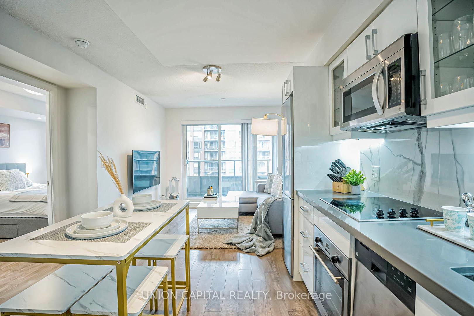 Photo 11 of Unit 701, 18 Uptown Drive, Markham, Unionville — HOMEH