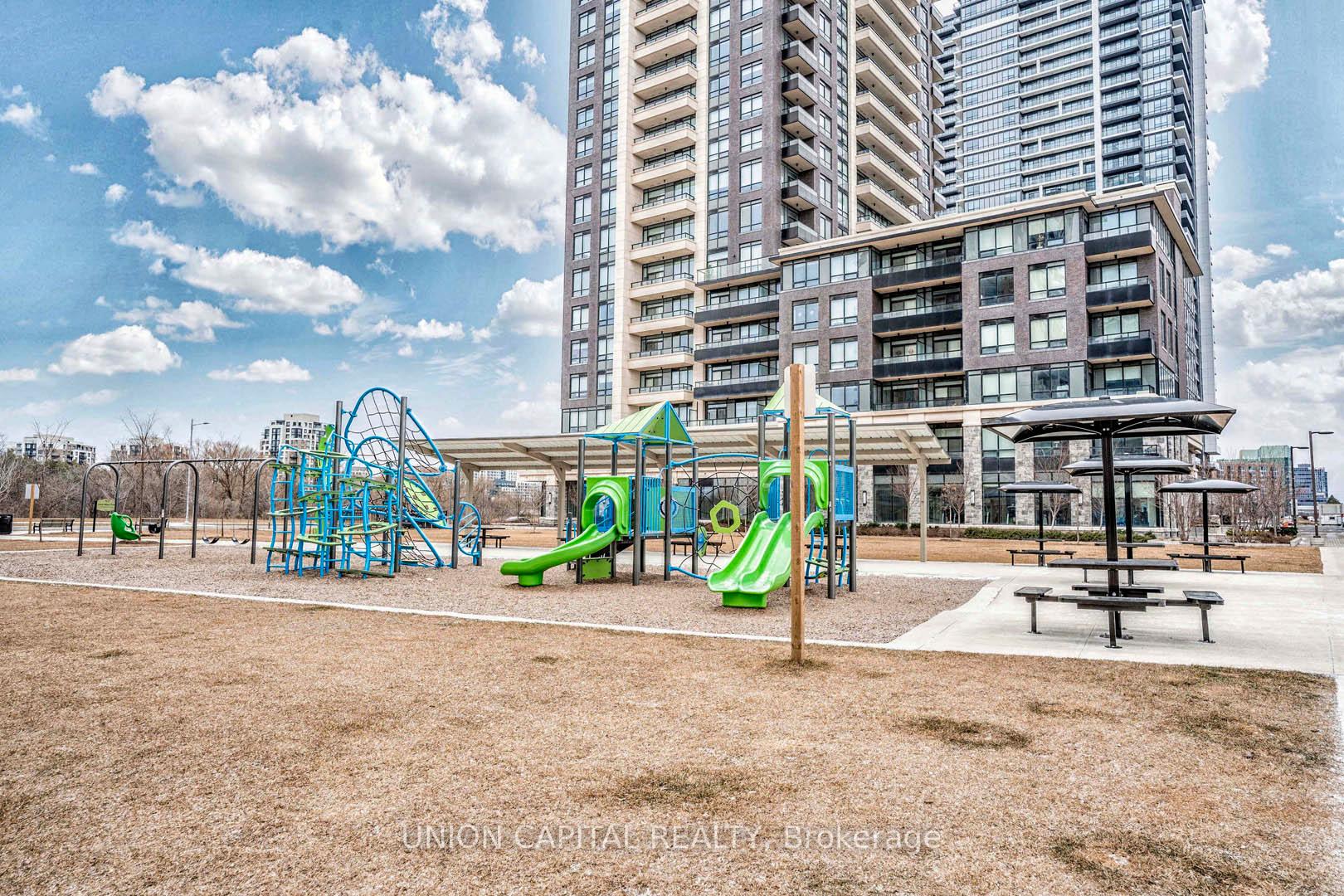 Photo 26 of Unit 701, 18 Uptown Drive, Markham, Unionville — HOMEH