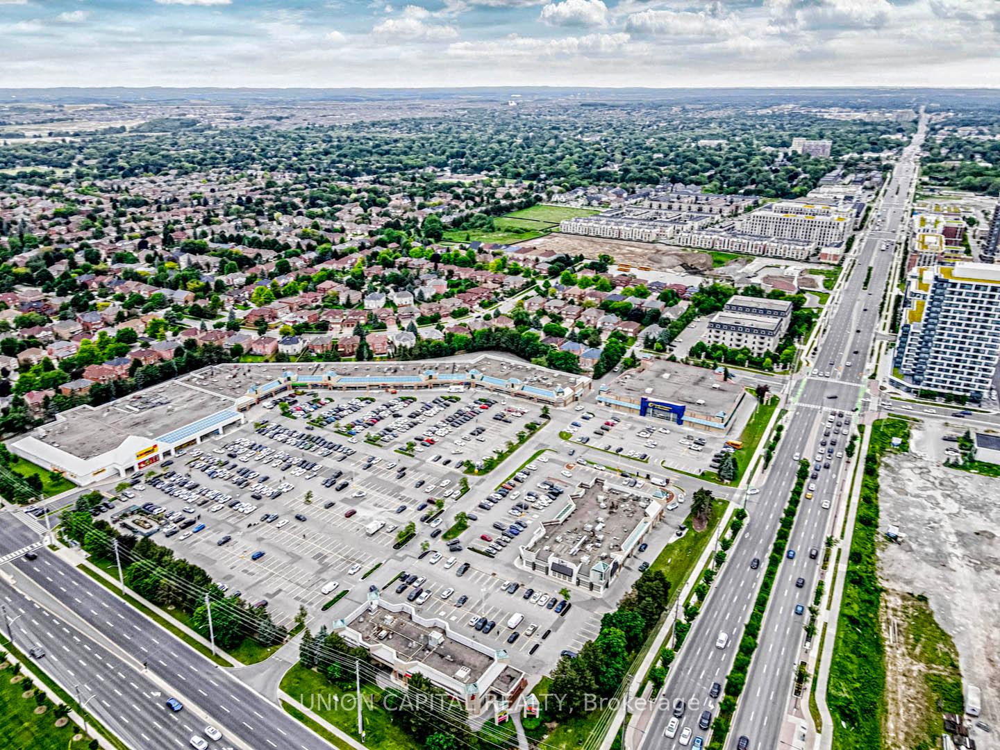 Photo 33 of Unit 701, 18 Uptown Drive, Markham, Unionville — HOMEH