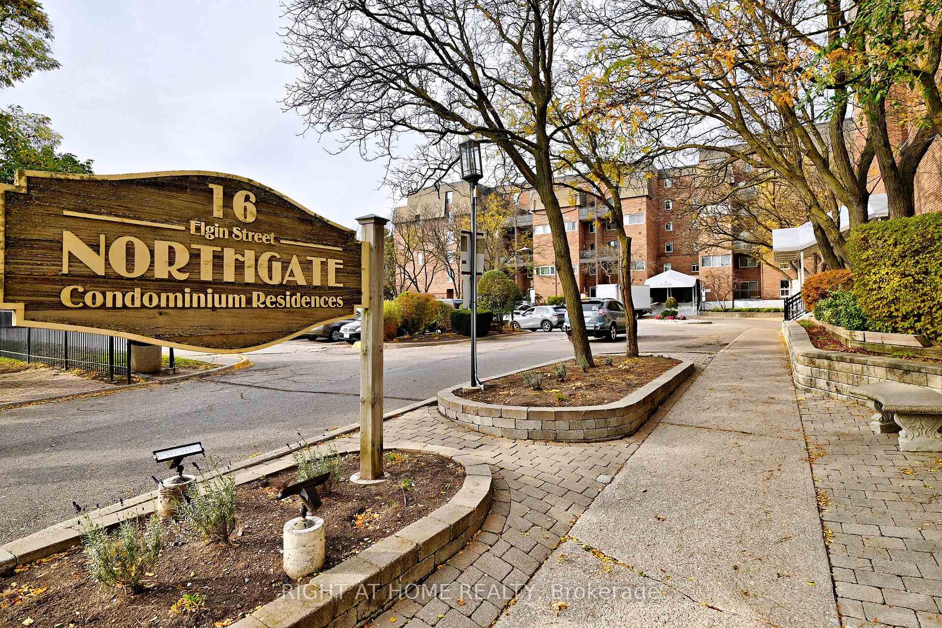 Photo 2 of Unit 145, 16 Elgin Street, Markham, Thornhill — HOMEH