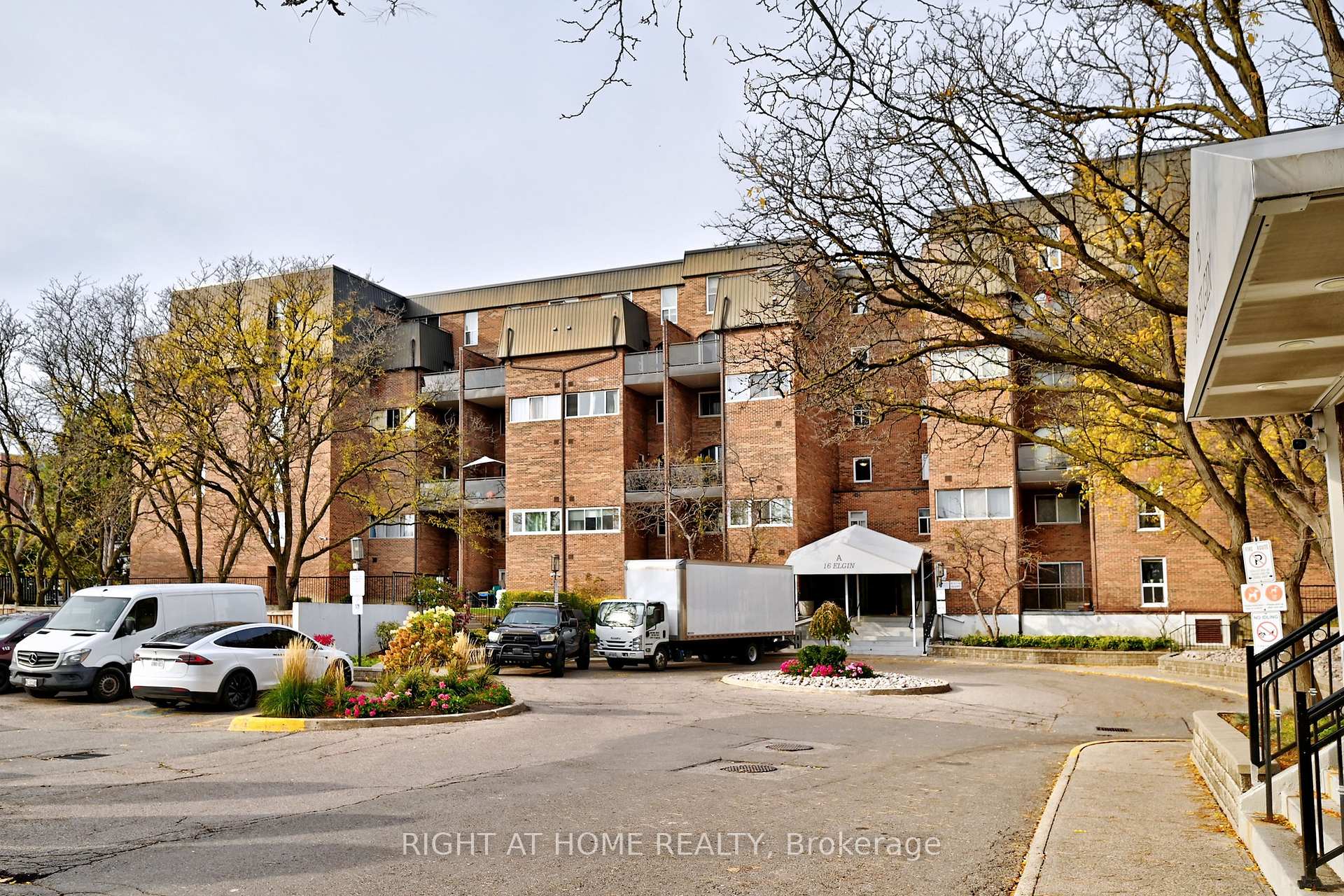 Photo 6 of Unit 145, 16 Elgin Street, Markham, Thornhill — HOMEH