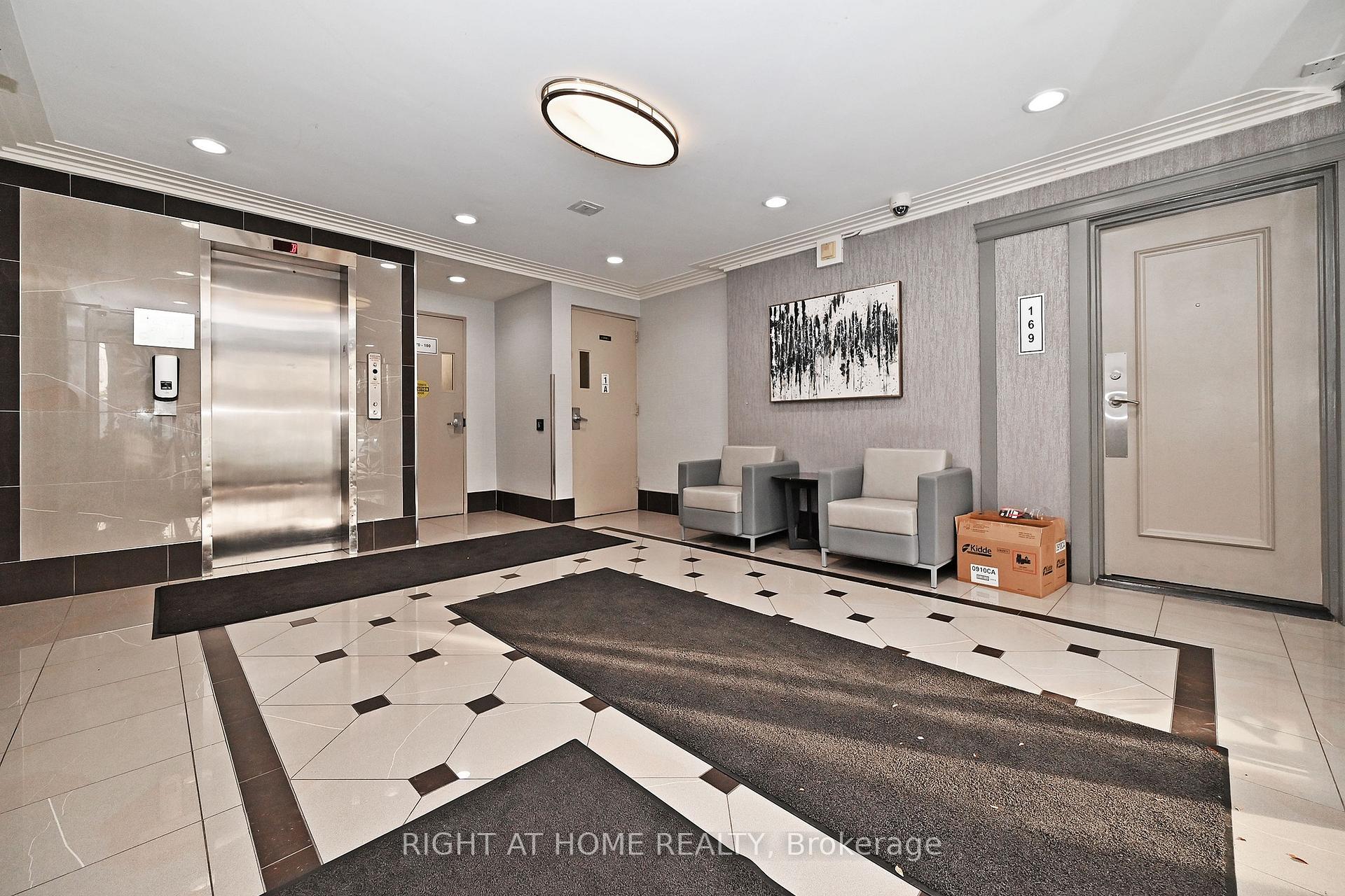 Photo 7 of Unit 145, 16 Elgin Street, Markham, Thornhill — HOMEH