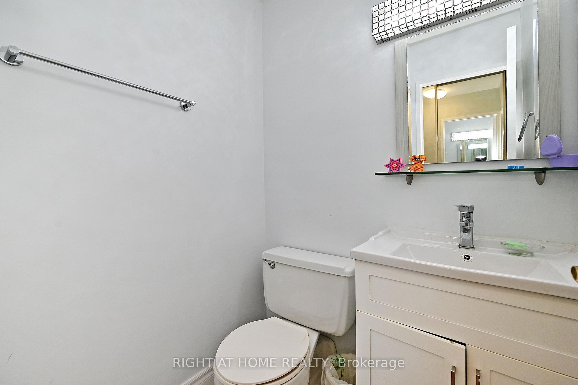 Photo 9 of Unit 145, 16 Elgin Street, Markham, Thornhill — HOMEH