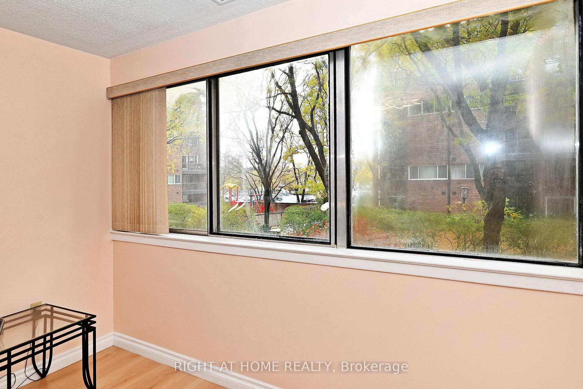 Photo 14 of Unit 145, 16 Elgin Street, Markham, Thornhill — HOMEH