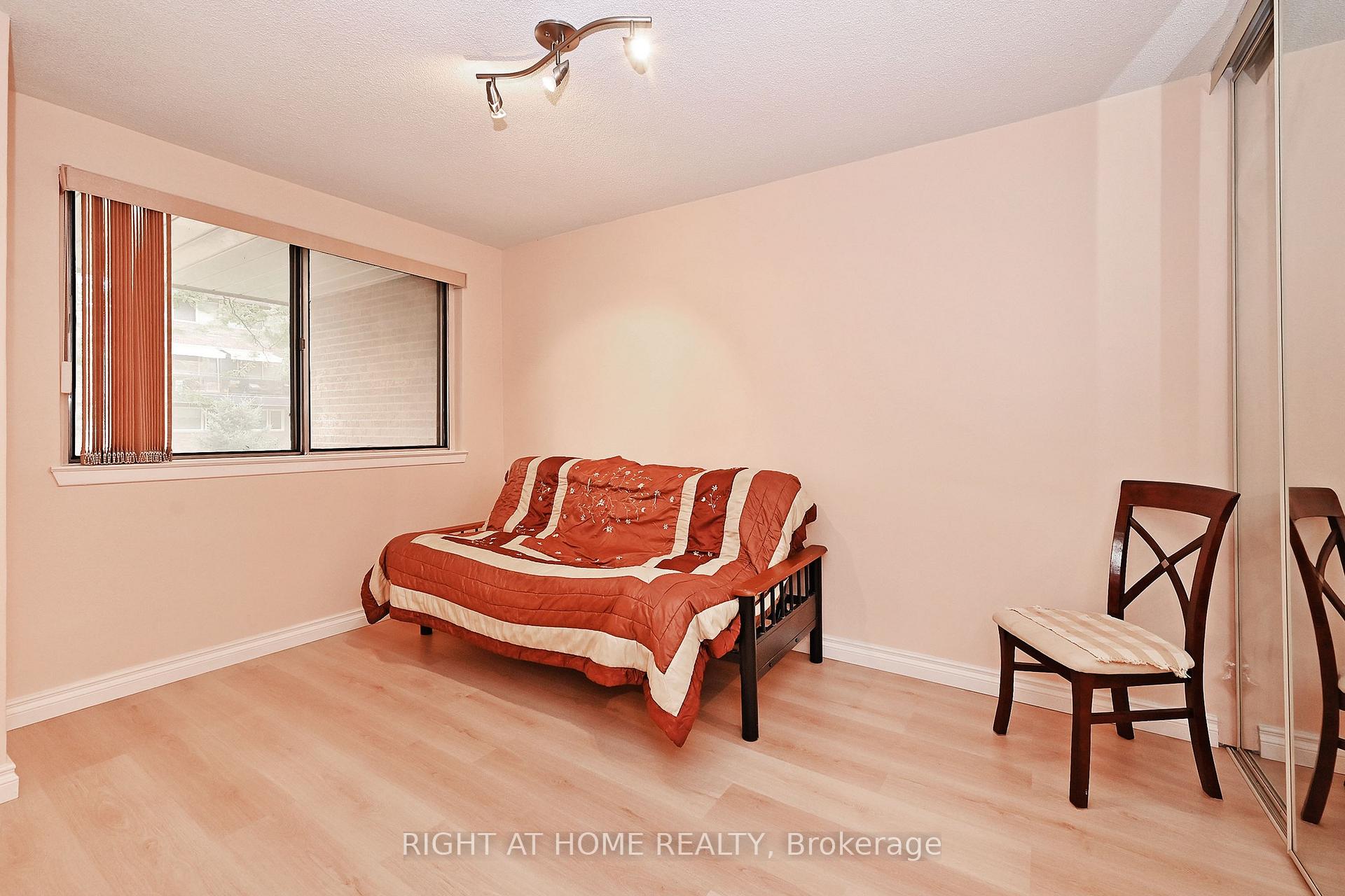 Photo 17 of Unit 145, 16 Elgin Street, Markham, Thornhill — HOMEH