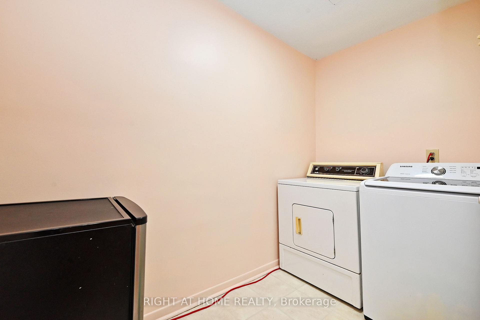Photo 31 of Unit 145, 16 Elgin Street, Markham, Thornhill — HOMEH