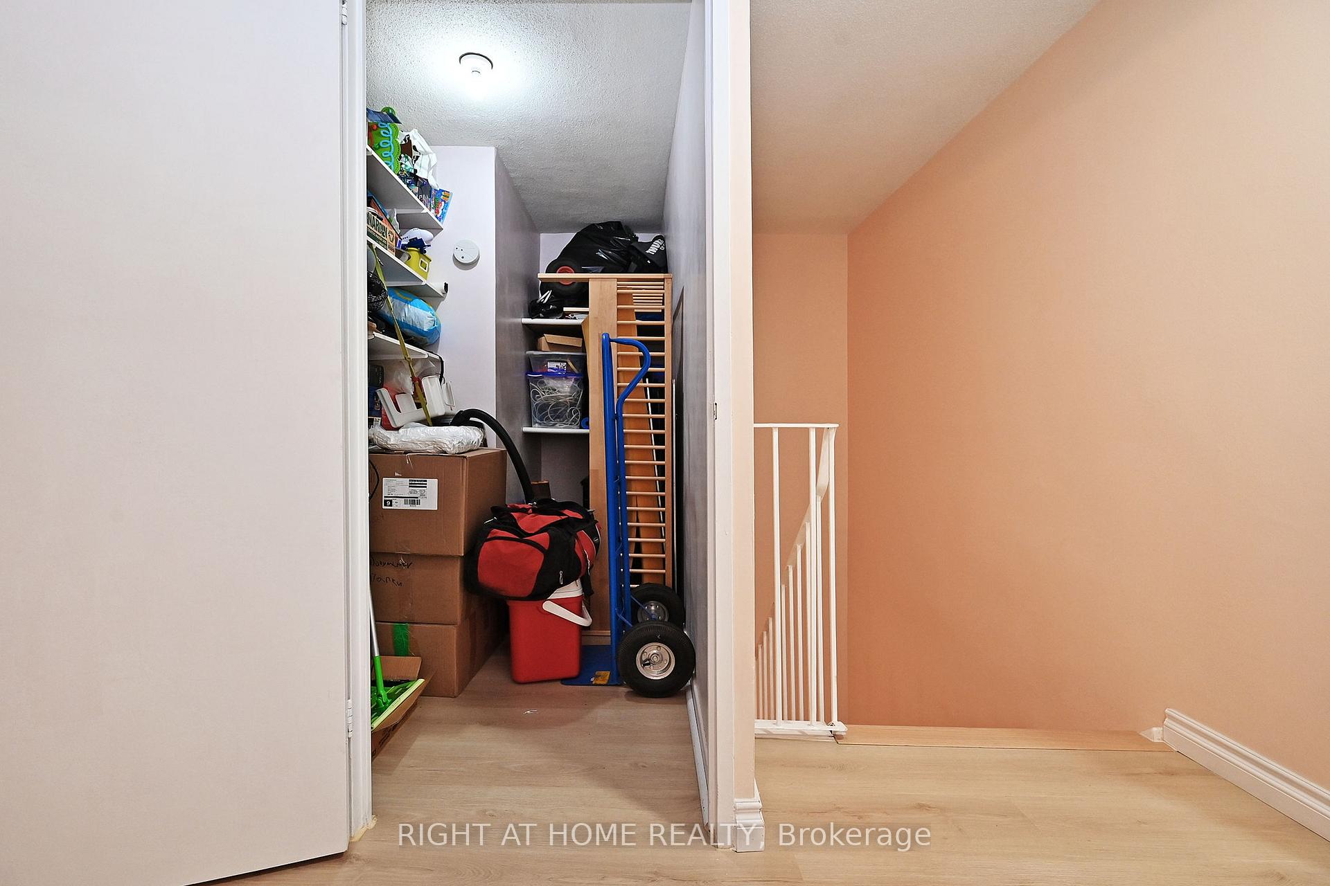 Photo 32 of Unit 145, 16 Elgin Street, Markham, Thornhill — HOMEH