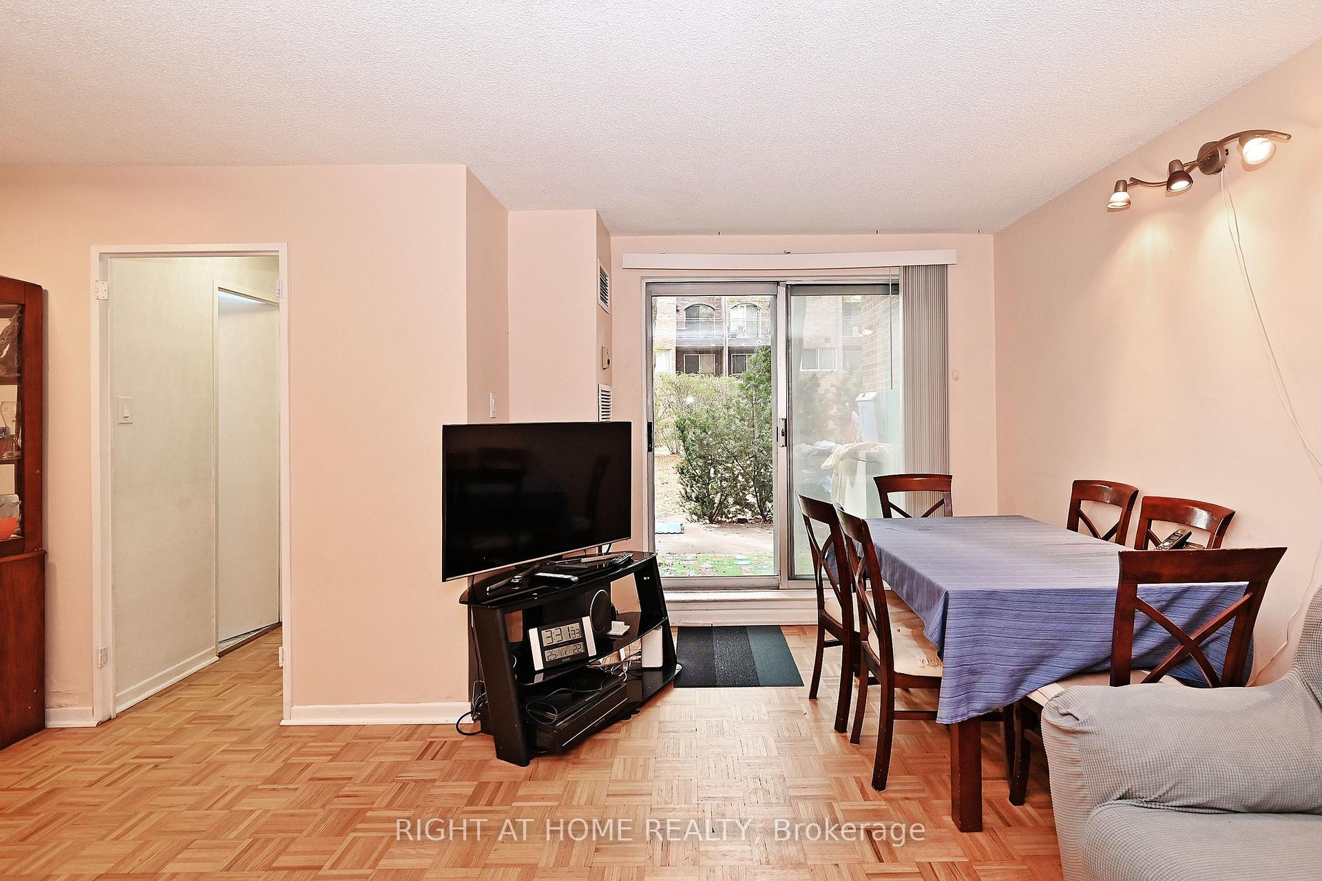 Photo 33 of Unit 145, 16 Elgin Street, Markham, Thornhill — HOMEH