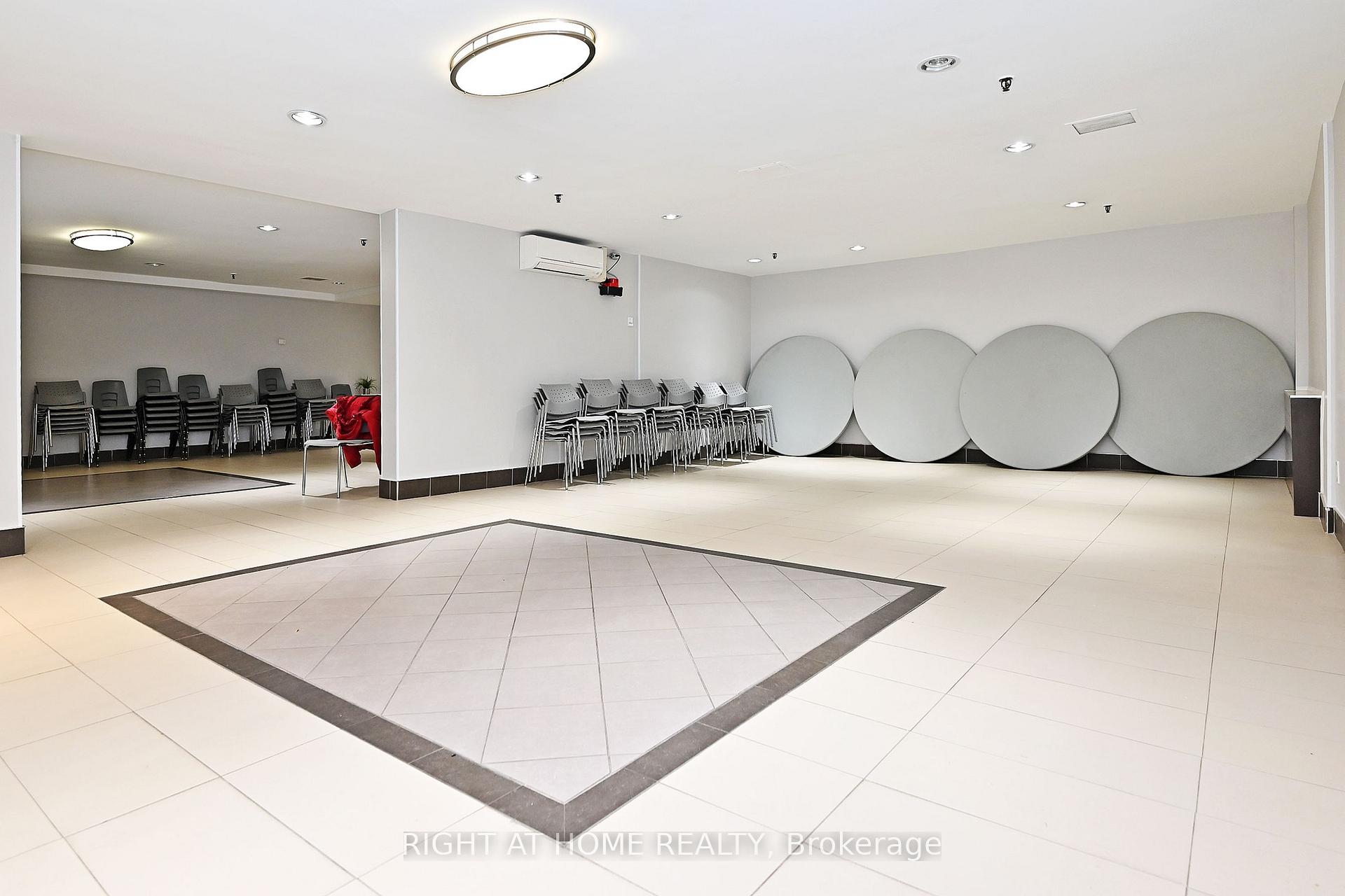 Photo 39 of Unit 145, 16 Elgin Street, Markham, Thornhill — HOMEH