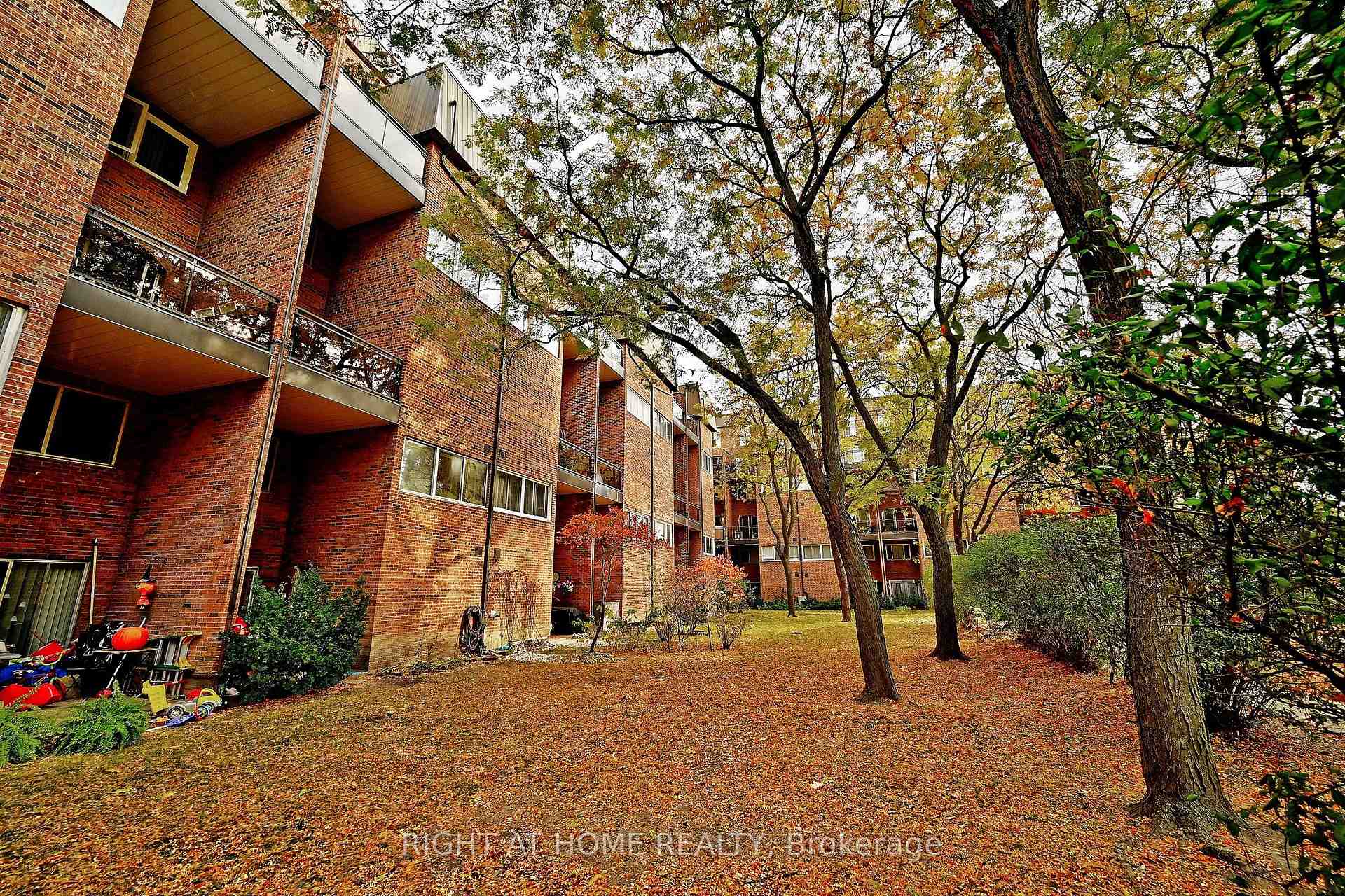 Photo 49 of Unit 145, 16 Elgin Street, Markham, Thornhill — HOMEH